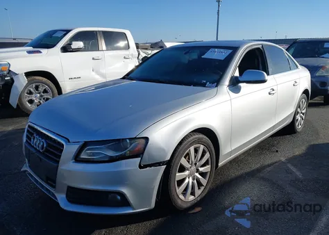 2011 Audi A4 2.0T Premium z USA, uszkodzony, nr VIN WAUEFAFL2BN008664